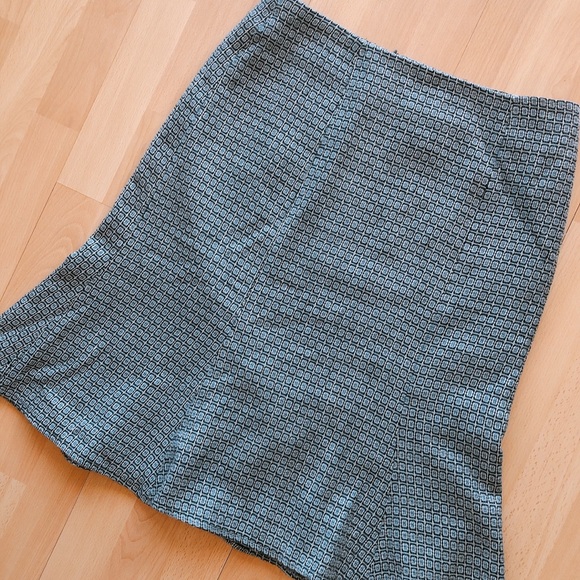 JESSICA Trumpet Skirt Above The Knee Light Blue💙 - Picture 3 of 16